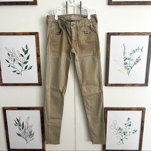 American Eagle Khaki Skinny Jeans